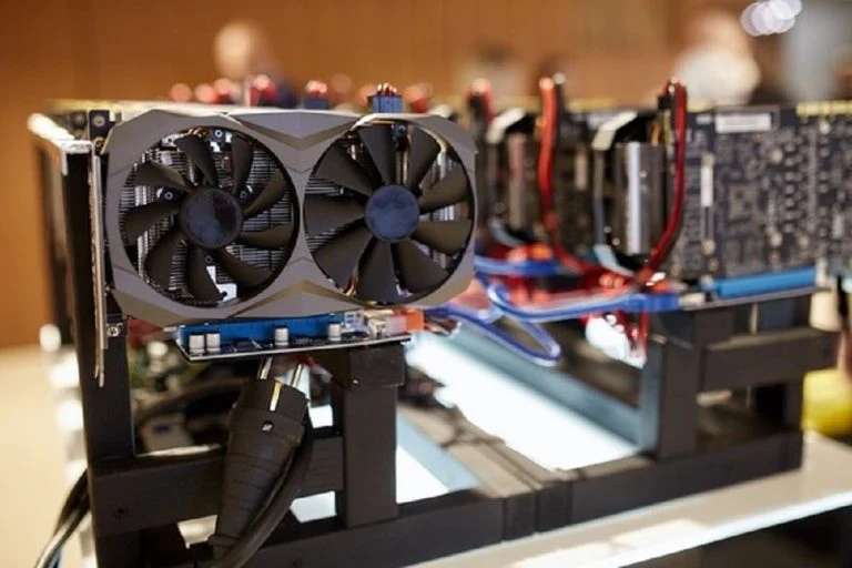 Bitcoin Miner Core Scientific to Shut Down Celsius&#8217; 37,000 Crypto Mining Rigs