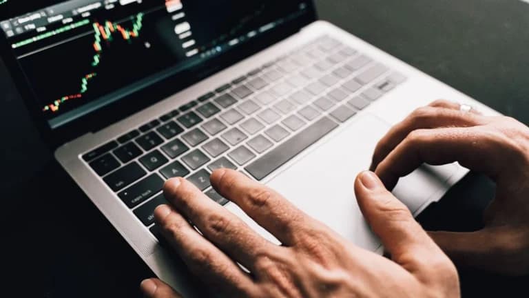 Inside CryptoSlate’s Latest Update — Bitcoin’s Price Holds Steady