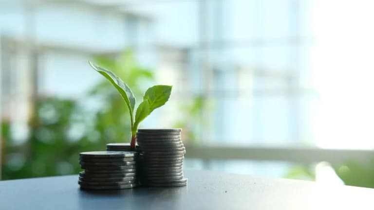 STRC Dividend Snapshot Set for Tomorrow — Key Implications for Holders