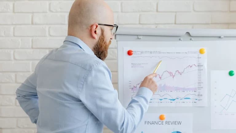 CryptoQuant Reports 30-Month High in LTH/STH Dominance — Implications for Investors