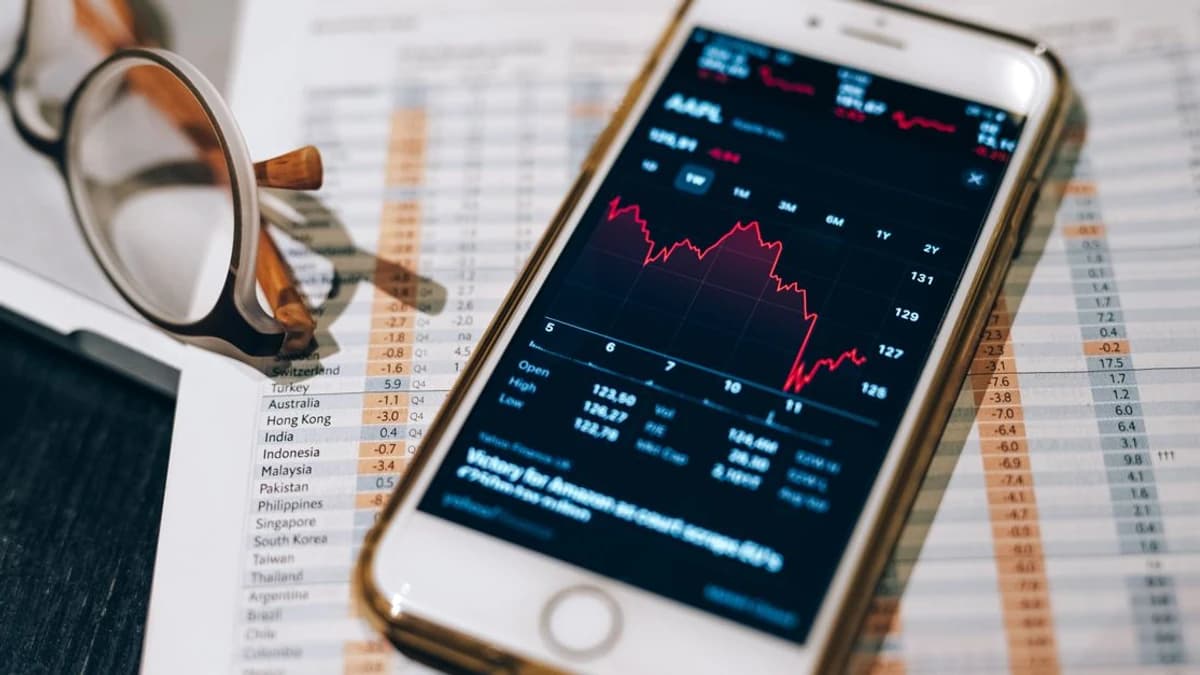 Cryptomanran Hosts Emergency Debate — What It Means for Traders