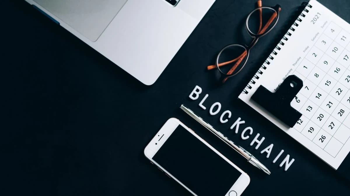 Solana Faces Challenges as $1B USDC Mint Collides with DeFi Shutdown