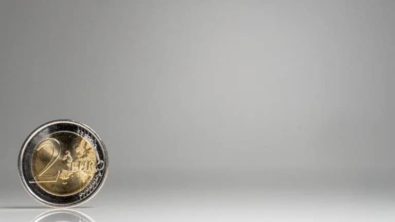 CryptoCred News: Speculation in Crypto Explained — What It Means for Traders